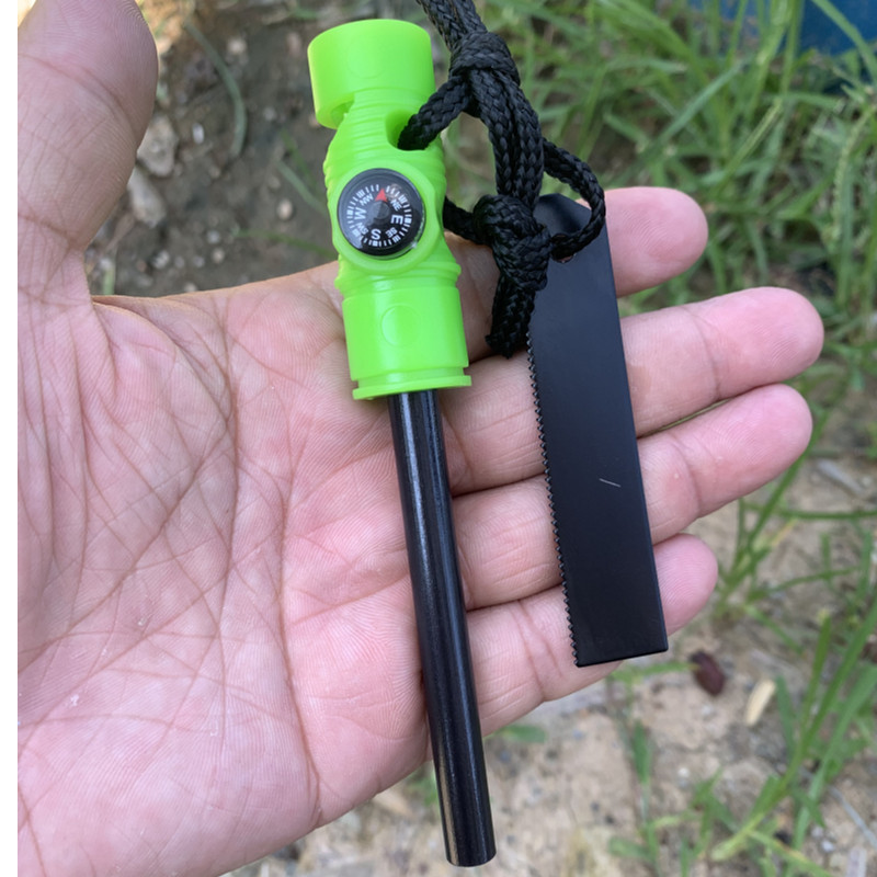 Survivor Long Style Three-in-O - Fire Starting Kit avis et prix